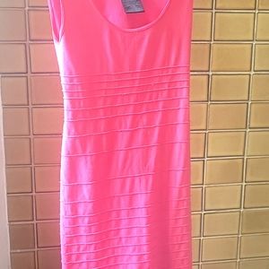 Body control pink Bebe dress
